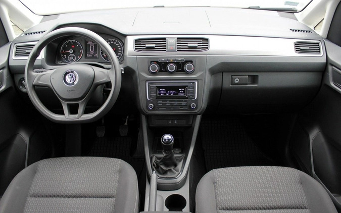 Volkswagen Caddy cena 63900 przebieg: 152000, rok produkcji 2019 z Legionowo małe 301